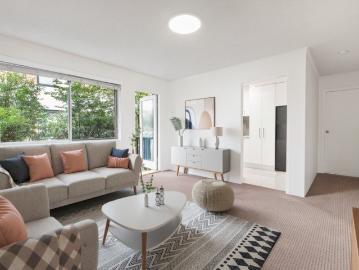 Light Filled One Bedroom Apartment in Gladesville