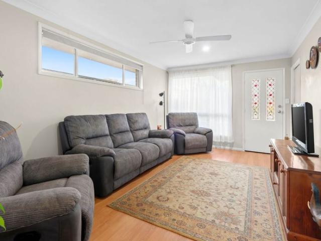Light Filled, Low Maintenance Living in Prime Sherwood Location