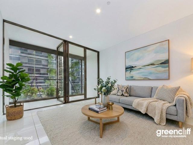 Light Filled Level 10 Suite with Enclosed Loggia in Central Park Precinct