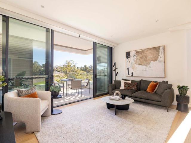 Light filled living & Golf Course Views