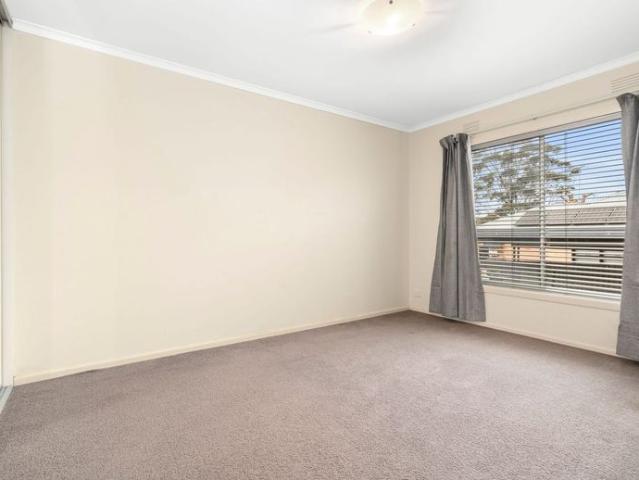 Light Filled Living in a Convenient Location