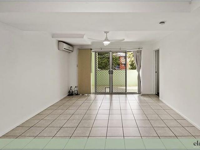 Light Filled Living in a Prime Nundah Location