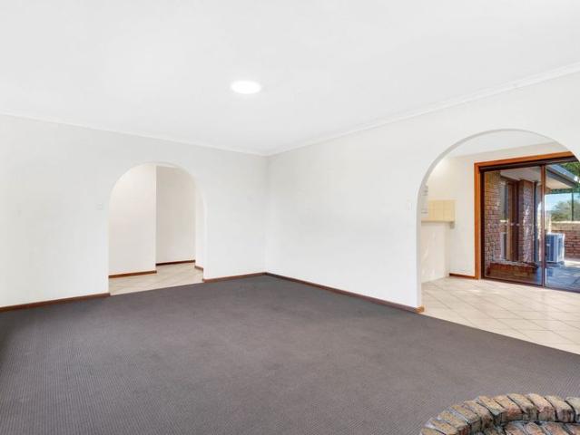 Light Filled Living in a Quiet Cul de Sac