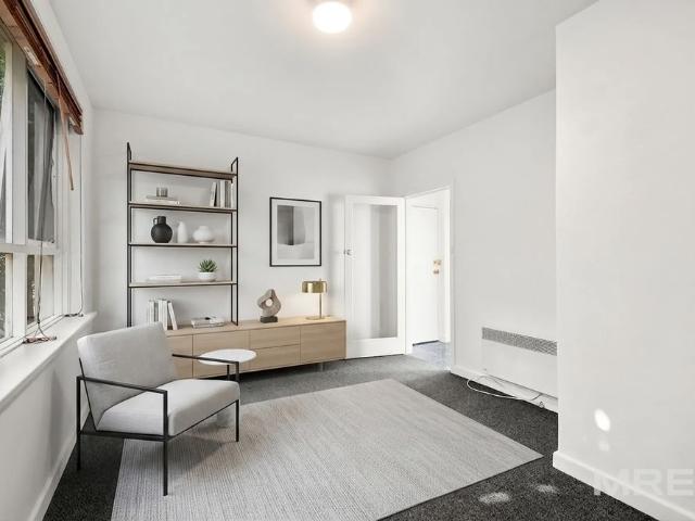 Light filled living, in the heart of Elwood
