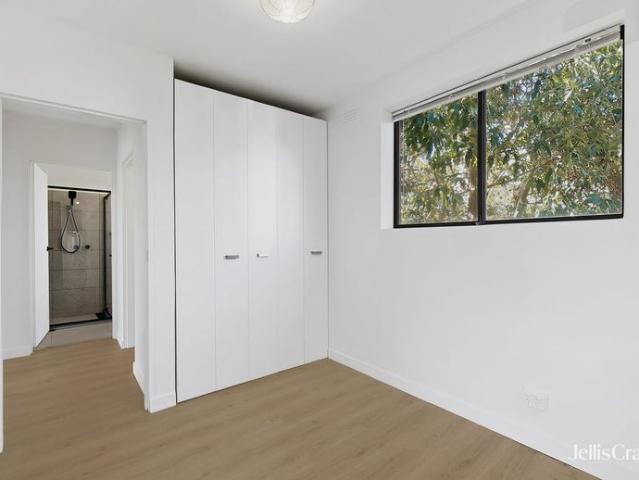 Light Filled Living in the Heart of Flemington