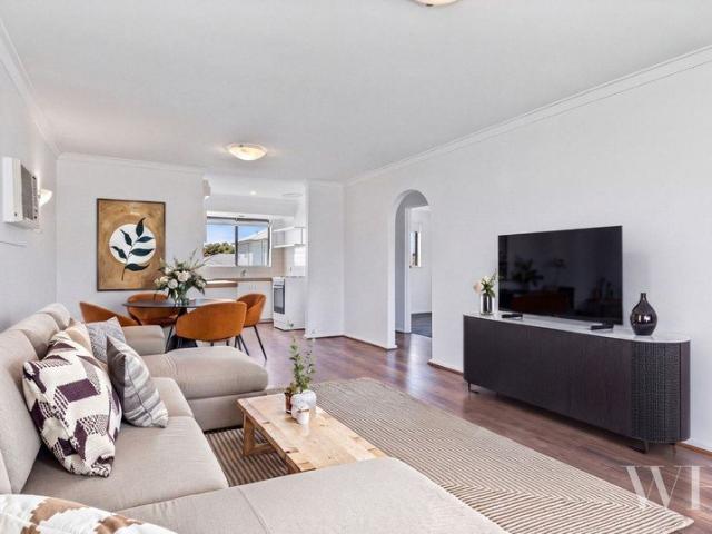 Light filled living in the Heart of Palmyra