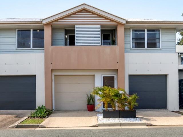 Light Filled Living, Low Body Corporate Fees & a Quiet Location!