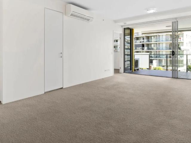 Light Filled Living, Premium Location, Endless Convenience
