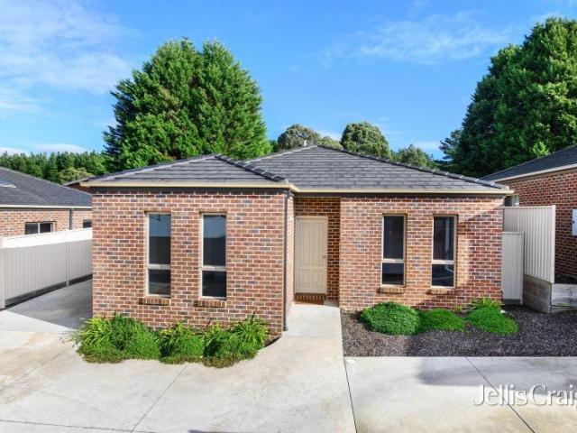 Light Filled Living with Low Maintenance Appeal