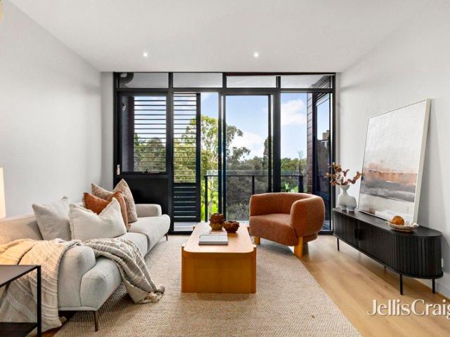 Light filled living with lifestyle at your doorstep