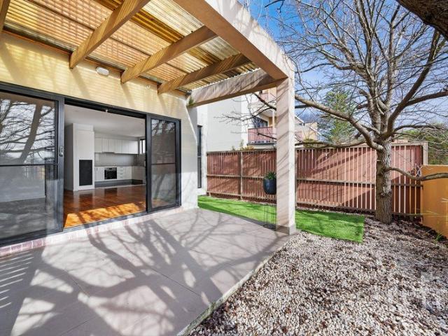 Light Filled Living with Tranquil Green Outlooks in FHSZ