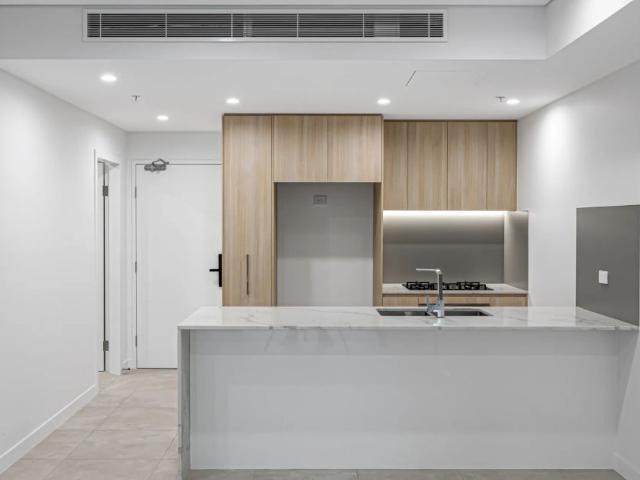 Light Filled Luxury, Effortless Convenience