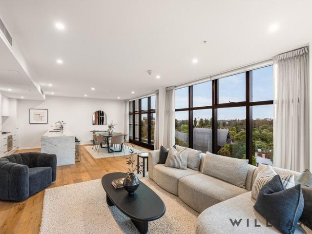 LIGHT FILLED LUXURY IN ONE OF ADELAIDE'S MOST PRESTIGIOUS LOCATIONS
