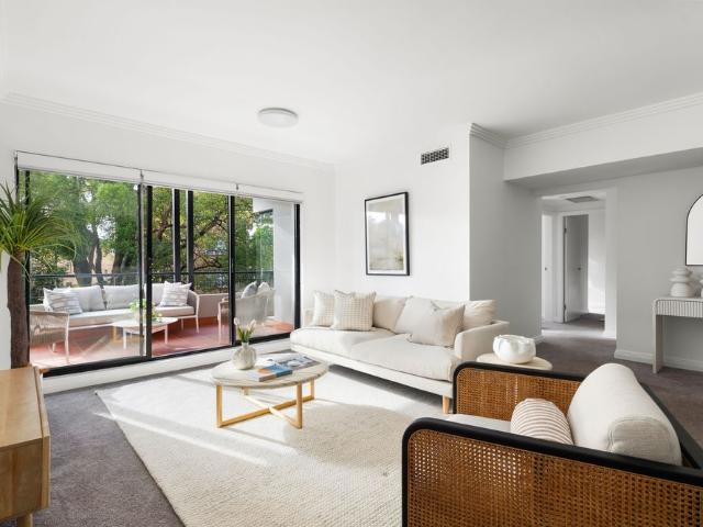 Light Filled Luxury in the Heart of Mosman