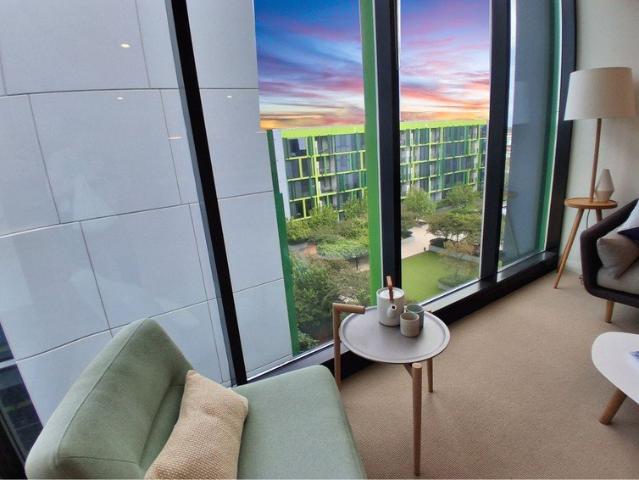 Light Filled Modern Residence with Stunning Gardens Views !
