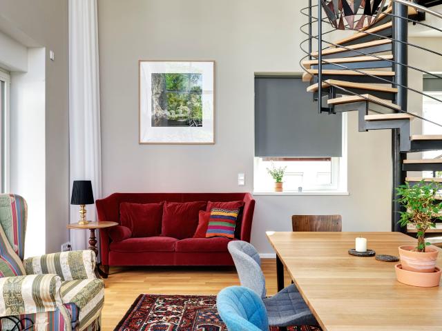 Light filled Maisonette Apartment with Garden in Berlin Weißensee