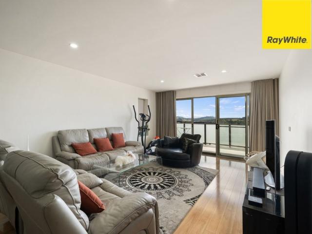 Light Filled, Spacious & Modern Three Bedroom Apartment