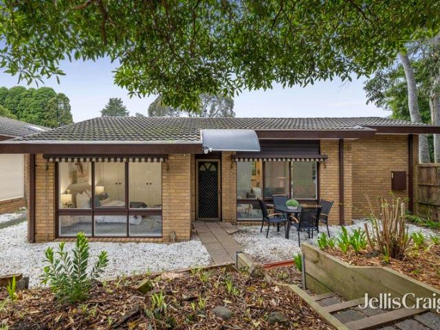 Light Filled, Spacious & Superbly Located