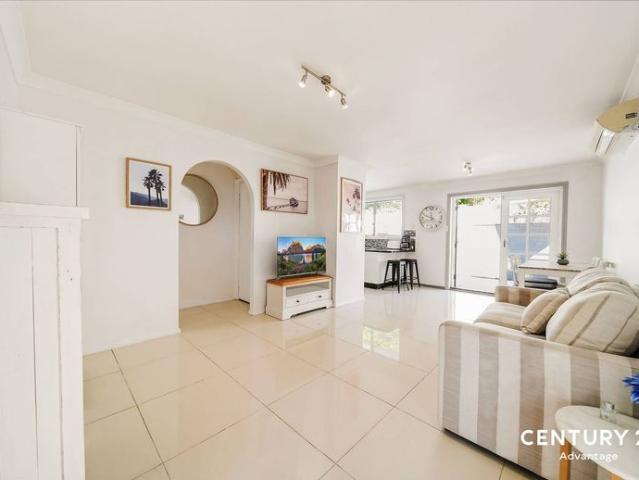 Light filled stylish 2 Bedroom Villa