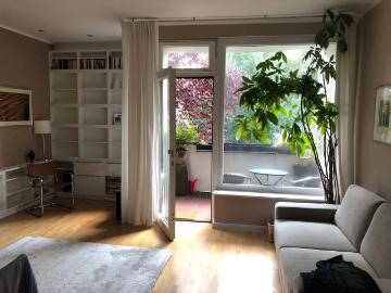 Light filled, quiet apartment in Lichterfelde near Benjamin Franklin Hospital. Also nearby is the Free University Berlin Amsterdam Apartments for Rent
