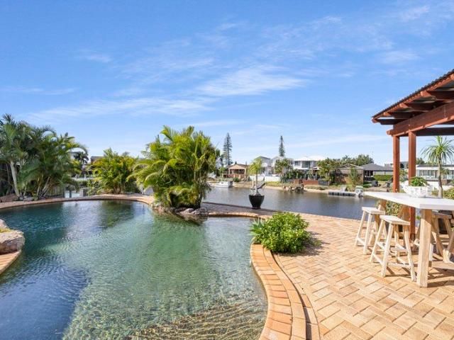 Light Filled Waterfront Living with Exceptional Flexibility