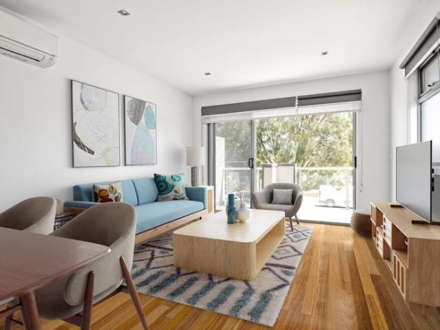 Light filled townhouse with space and style
