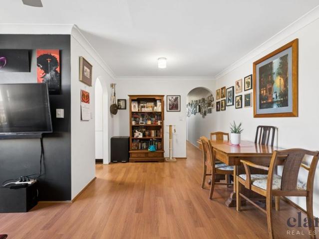 Light Filled Top Floor Living in the Heart of Gaythorne