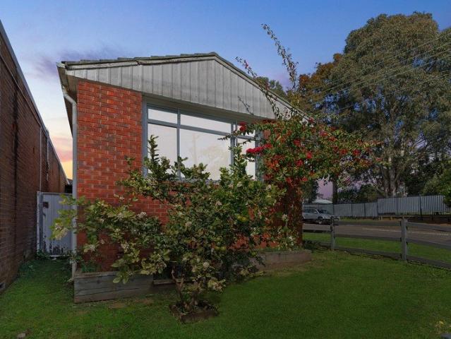 Light Filled Three Bedroom Home with Corner Position and Alfresco Living