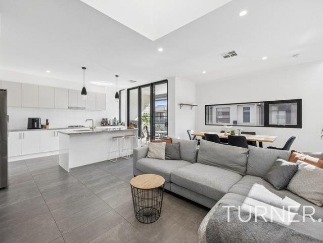 Light Filled Tri Level Living in the Heart of Lightsview