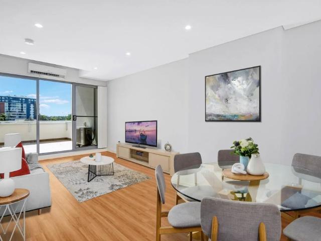 Light Filled Two Bedroom Apartment with North & East Aspect