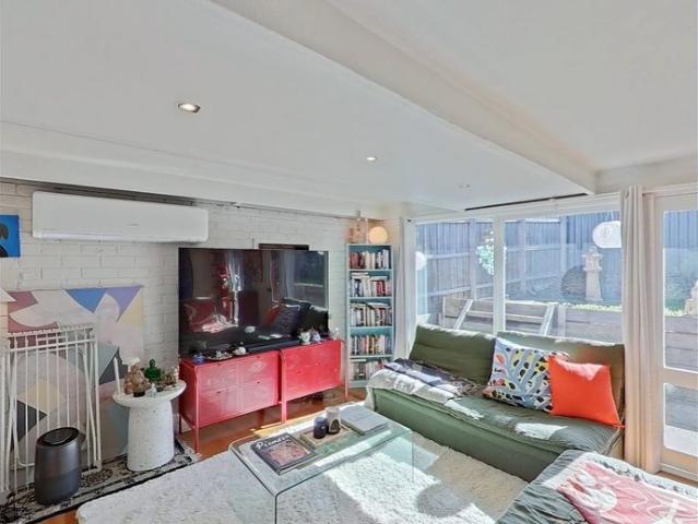 Light Filled Two Bedroom Home with Generous Garden!