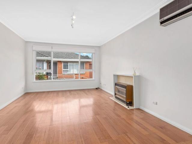 Light Filled Two Bedroom Villa 6 Month Lease