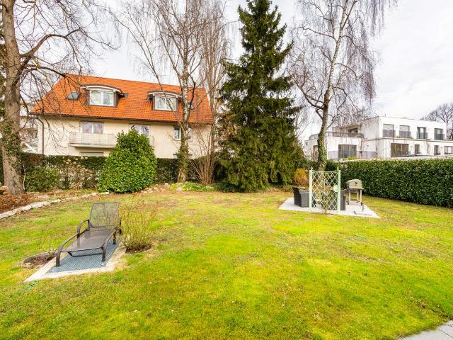 Light flooded apartment with weekly cleaning service & fitness studio in the house, perfect location in Bogenhausen, Munchen Amsterdam Apartments for Rent