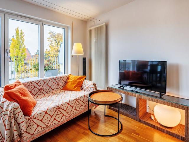 Light flooded apartment for rent at Waldfriedhof