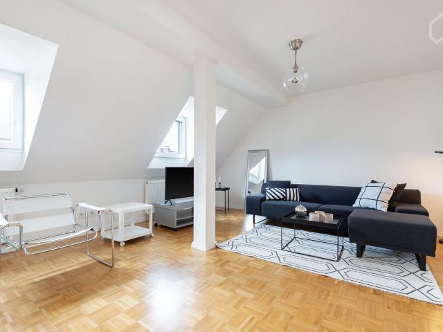 Light flooded apartment in Frankfurt Sachsenhausen, Frankfurt Amsterdam Apartments for Rent