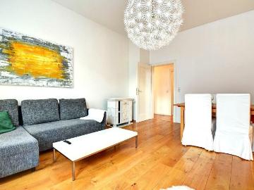 Light flooded 2 room apartment with balcony in the west of Stuttgart, Stuttgart Amsterdam Apartments for Rent