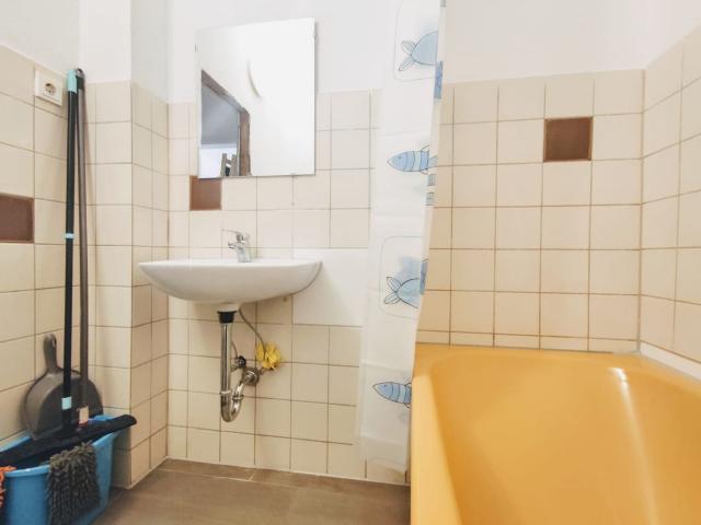 Light furnished room in a WG, Dortmund Amsterdam Apartments for Rent
