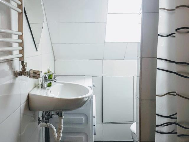 Light furnished room in a WG, Dortmund Amsterdam Apartments for Rent