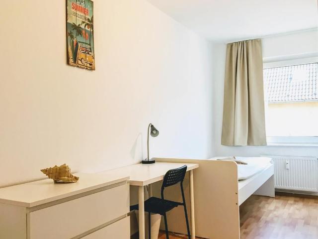 Light furnished room in a WG, Dortmund Amsterdam Apartments for Rent