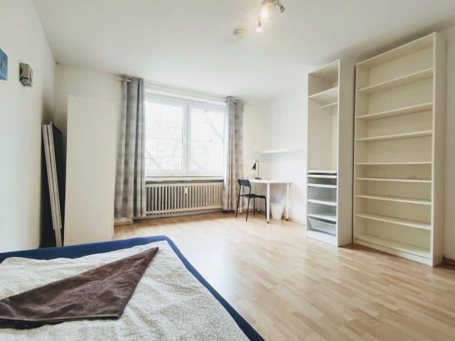 Light furnished room in a WG, Dortmund Amsterdam Apartments for Rent