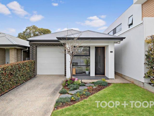 Light, Lifestyle & Reserve Side Living