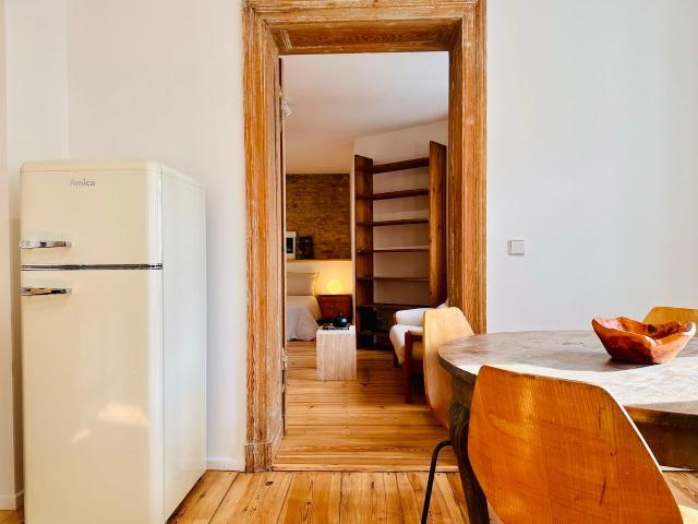 Light, quiet and beautifully furnished flat in the heart of Prenzlauer Berg!, Berlin Amsterdam Apartments for Rent