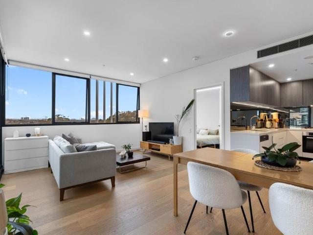 Light, Space and City Views on Kogarah's East Side