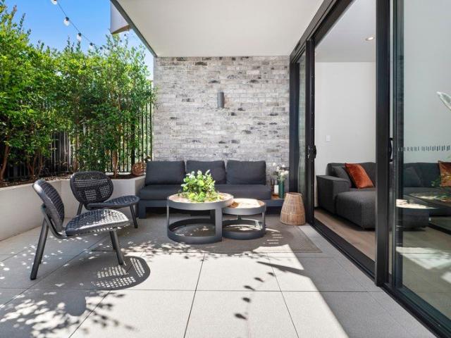 North Facing Courtyard Luxury in Roseville