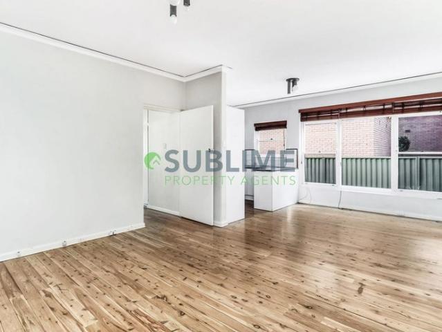 Lightfilled 3 Bedroom Apartment + Parking A MUST SEE
