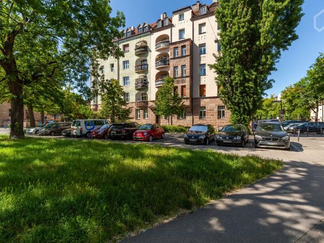 Lightflooded Apartment | 2 balconies | 3 rooms | castle & parcview, Nurnberg Amsterdam Apartments for Rent