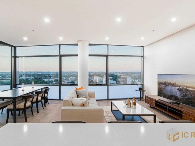LightHouse Burwood | Luxury 3 Bedroom APT | Burwood Center location