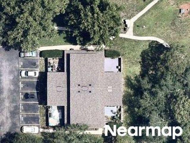 Lighthouse Cir