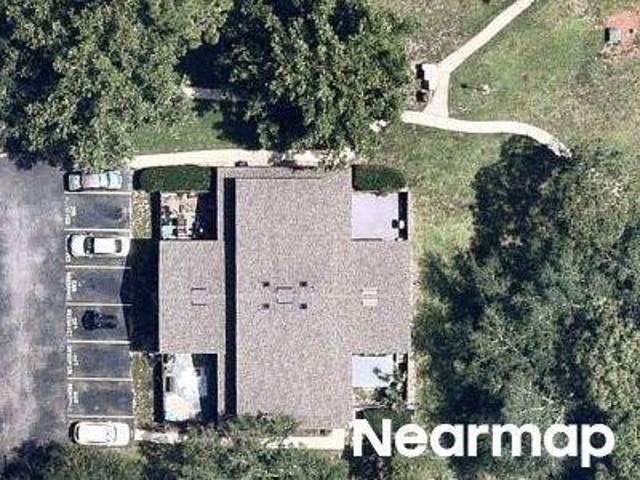 Lighthouse Cir # 100