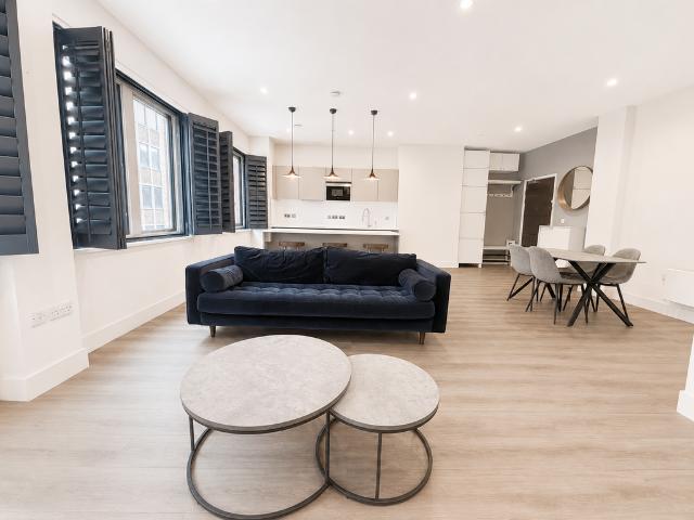 Lightwell, 61 Cornwall Street. 2 bed apartment to rent £1,300 pcm £300 pw